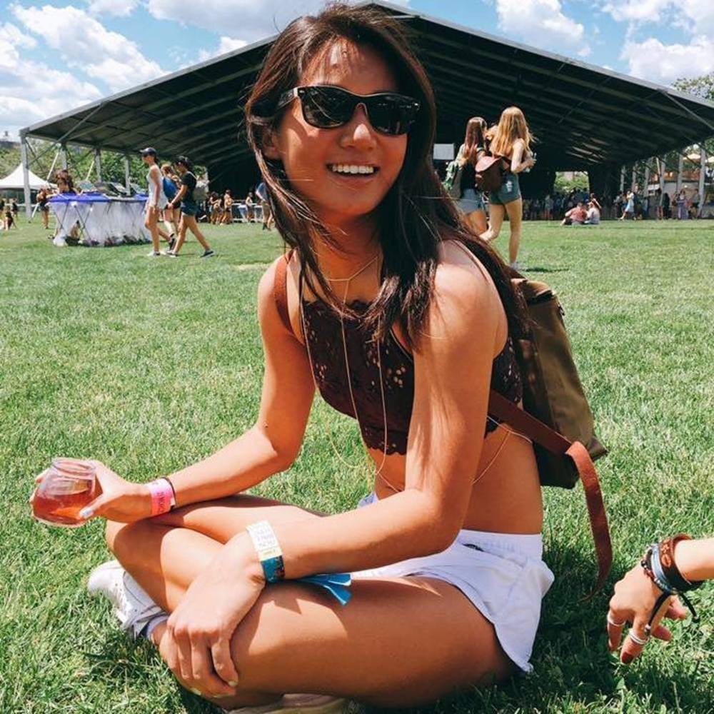 Meet your Posher, Miabelle